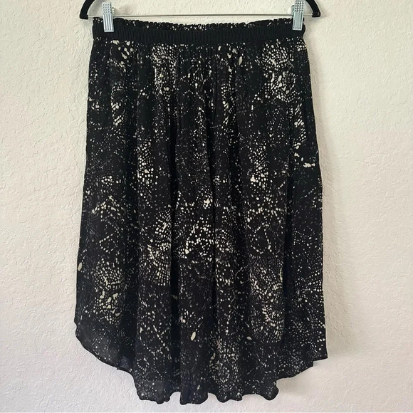 H&M High Waisted Skirt Size 8 - Picture 1 of 5